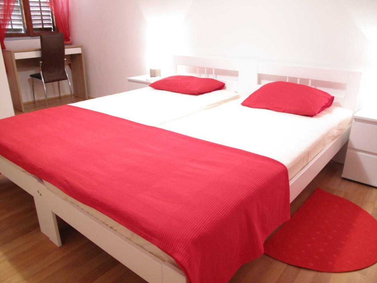 Illy City Centre Apartment Šibenik Екстериор снимка